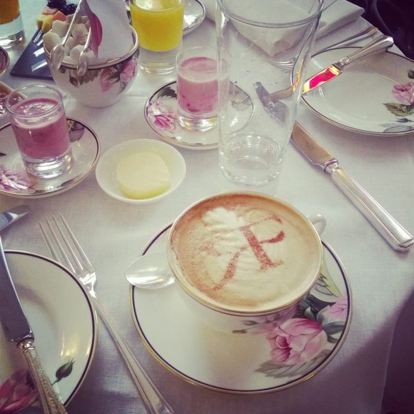 14518413_675693785927996_92885546_n